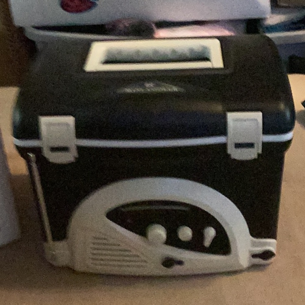 New LC Mini cooler in box